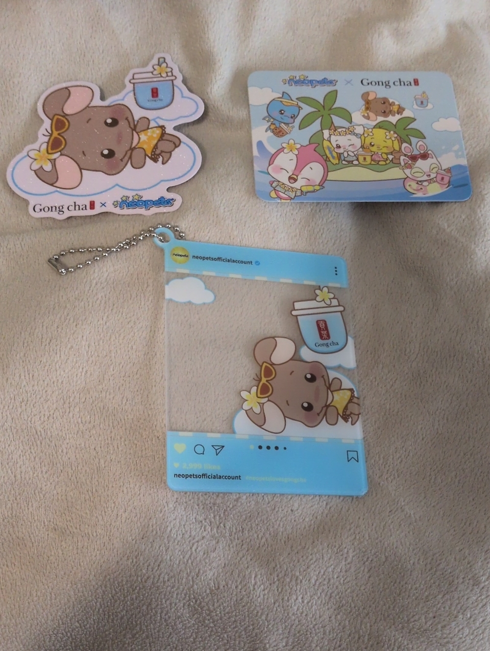 Neopets x Gongcha Blumaroo Keychain, Game code, And Sticker
